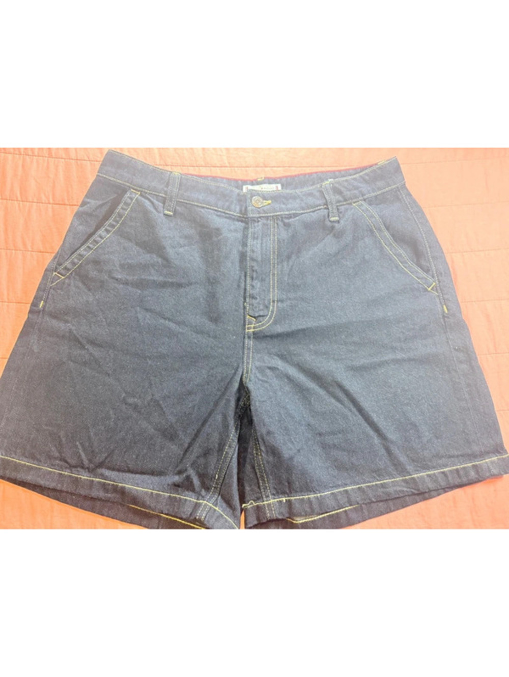Tommy Hilfiger Womenโs High Rise Denim Shorts Size 10 6โ Inseam NWT 1588